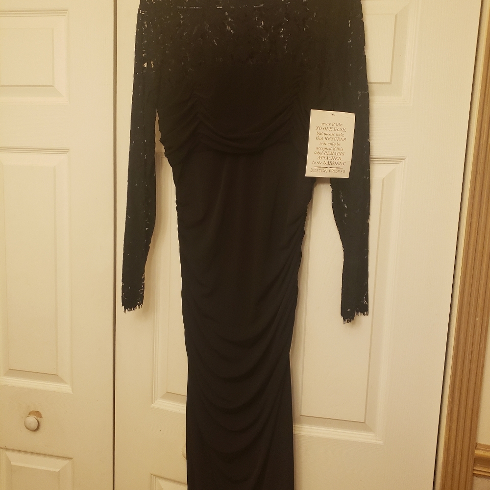 Boston Proper Black Form-Fitting Evenig dress